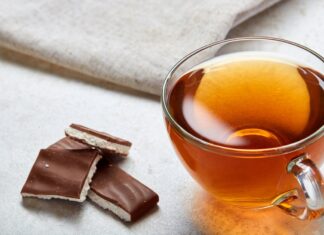 Chocolate paired with tea has health benefits that outweigh wine: experts - New York Post