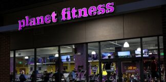 Planet Fitness Commercial Goes Viral Amid Boycott Calls - Newsweek